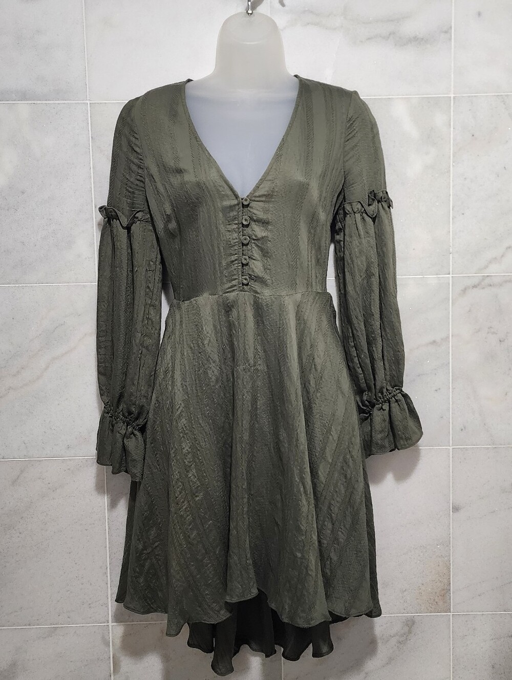 BcbgMaxazria Green Long Sleeve Dress Xxs